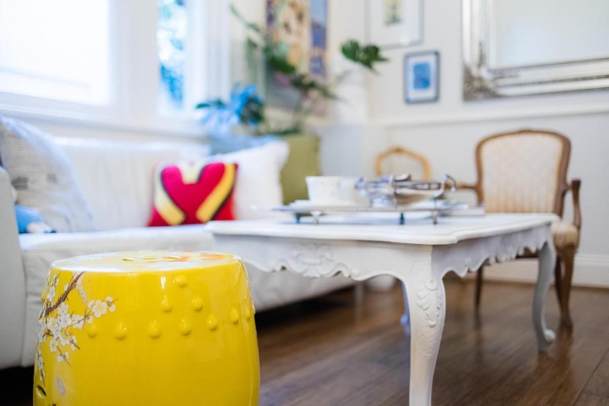 Newty Willows - Art Deco Double Bay Designer Apartment Sydney